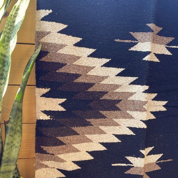 XXlarge Mexican Diamond Blanket Brown - Picture 2 of 4